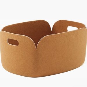 Muuto Restore Basket, Medium in Burnt Orange